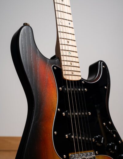 Estrilda Sunburst