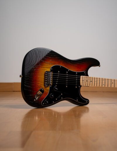 Estrilda Sunburst